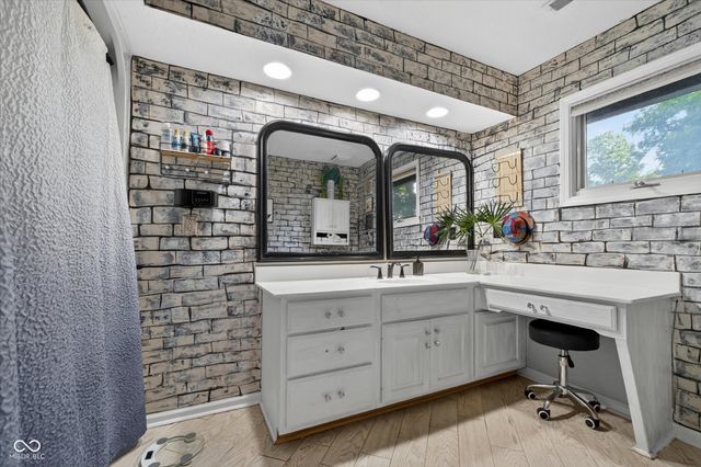 3815 E Hanna Avenue, Indianapolis, IN 46237