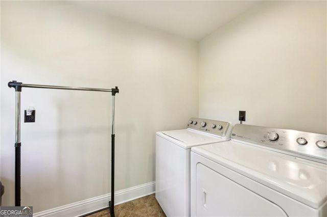 6678 Gaines Ferry Road, Flowery Branch, GA 30542