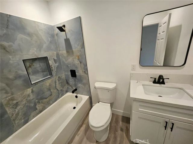 1401 S Rosewood 2, Santa Ana, CA 92707