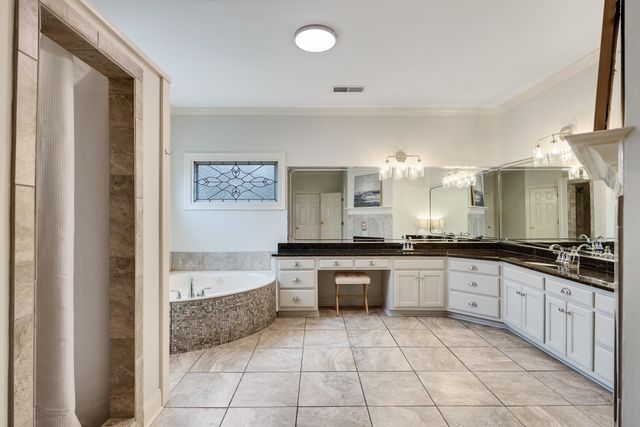 3406 S BIG WOODS CV, Collierville, TN 38017