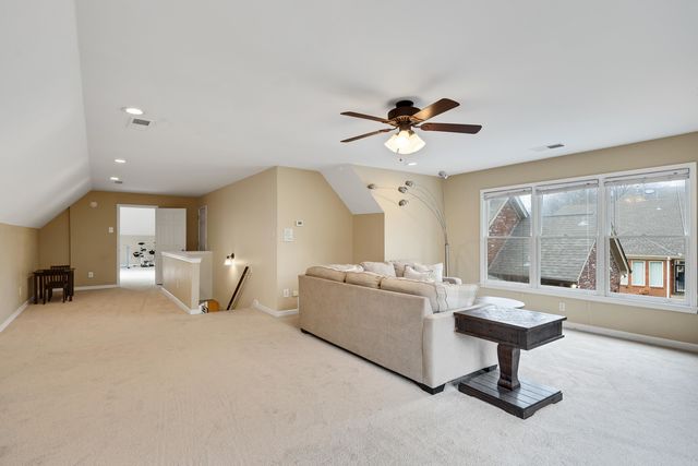 3406 S BIG WOODS CV, Collierville, TN 38017