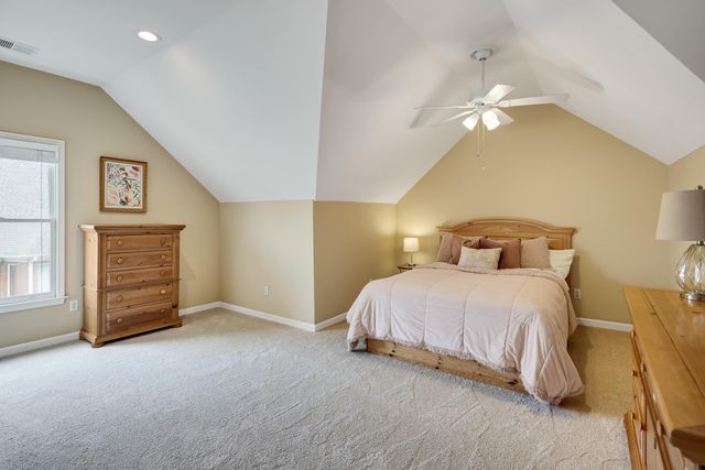 3406 S BIG WOODS CV, Collierville, TN 38017