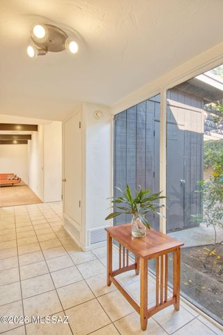 8700 E Placita Playa Avenue, Tucson, AZ 85715