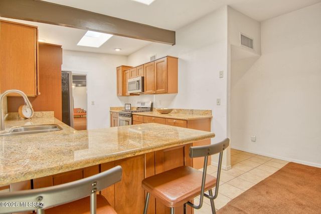 8700 E Placita Playa Avenue, Tucson, AZ 85715