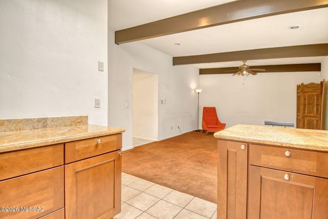 8700 E Placita Playa Avenue, Tucson, AZ 85715