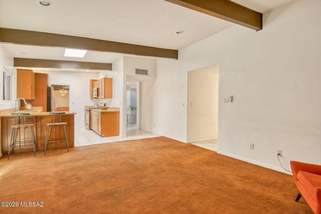 8700 E Placita Playa Avenue, Tucson, AZ 85715