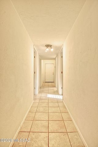 8700 E Placita Playa Avenue, Tucson, AZ 85715