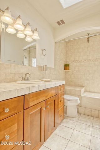 8700 E Placita Playa Avenue, Tucson, AZ 85715