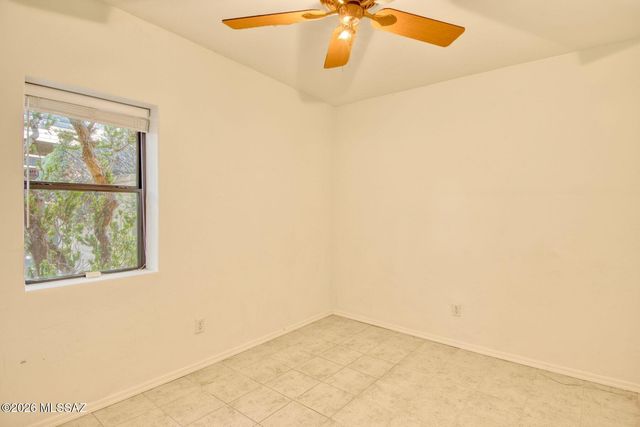 8700 E Placita Playa Avenue, Tucson, AZ 85715