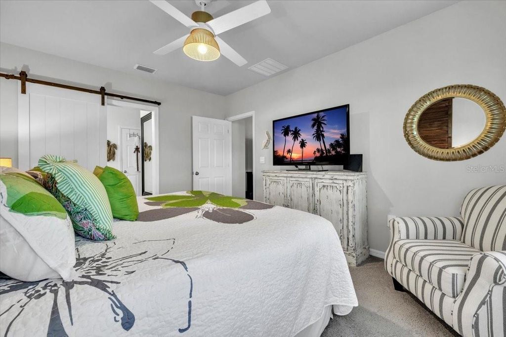 Image 16 of property listing at 25157 ALCAZAR, Punta Gorda, FL 33955