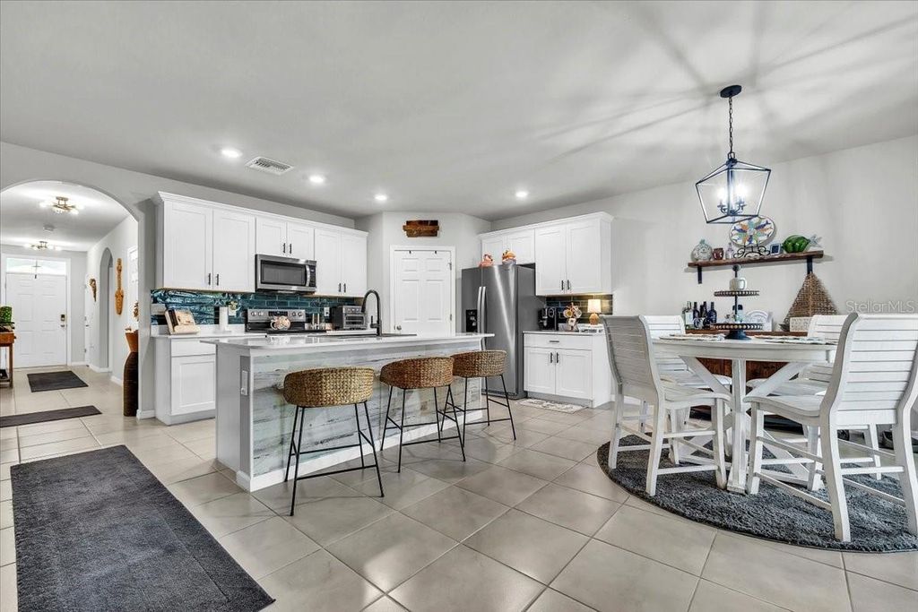 Image 3 of property listing at 25157 ALCAZAR, Punta Gorda, FL 33955