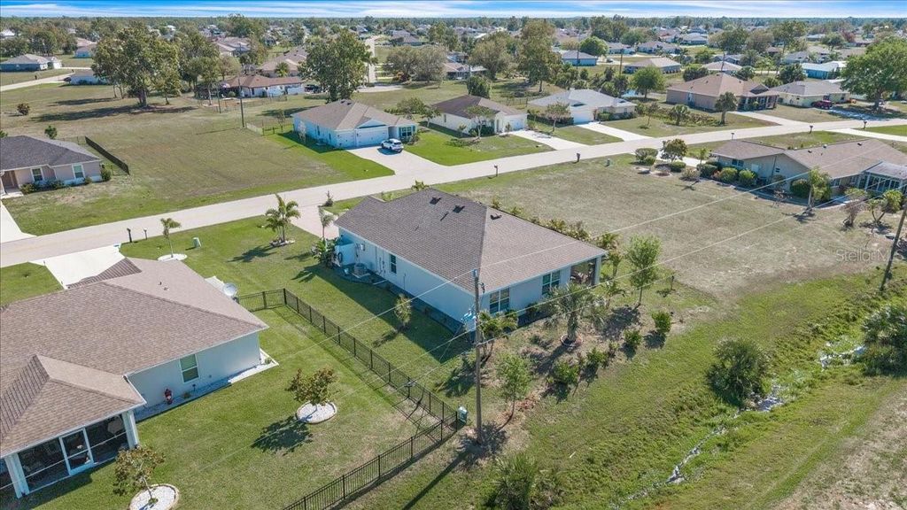 Image 34 of property listing at 25157 ALCAZAR, Punta Gorda, FL 33955