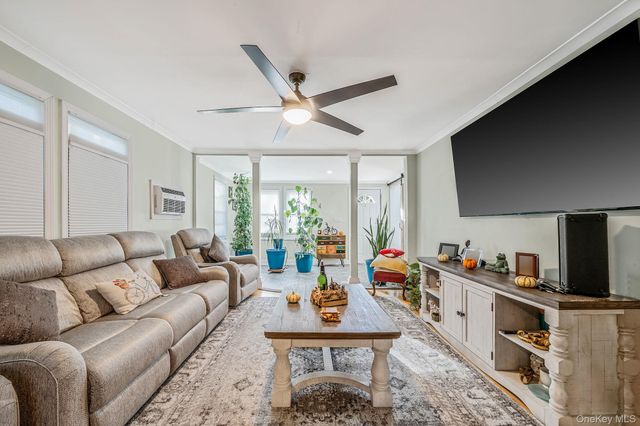 485 3rd Avenue, Bayport, NY 11705