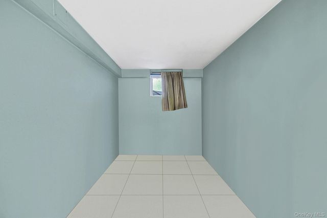 485 3rd Avenue, Bayport, NY 11705