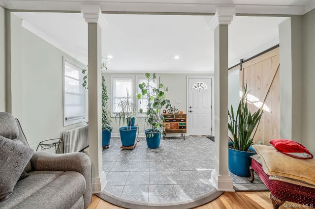 485 3rd Avenue, Bayport, NY 11705