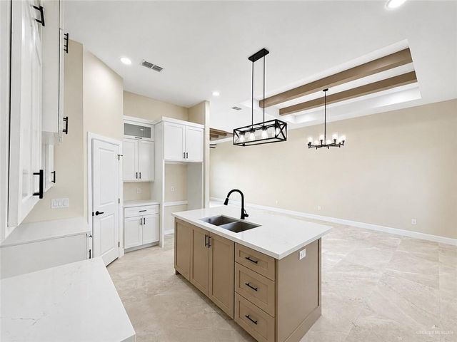 304 N Buena Vista Street, Penitas, TX 78576
