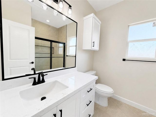304 N Buena Vista Street, Penitas, TX 78576
