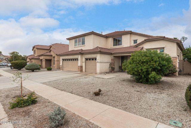 8606 W MORTEN Avenue, Glendale, AZ 85305