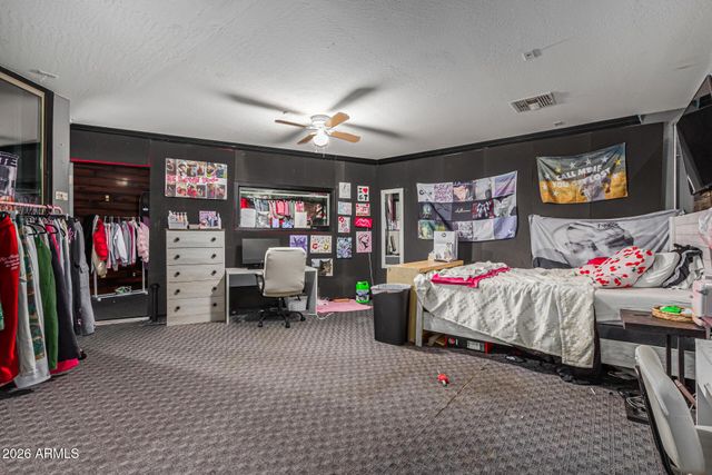 8606 W MORTEN Avenue, Glendale, AZ 85305