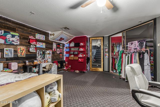 8606 W MORTEN Avenue, Glendale, AZ 85305