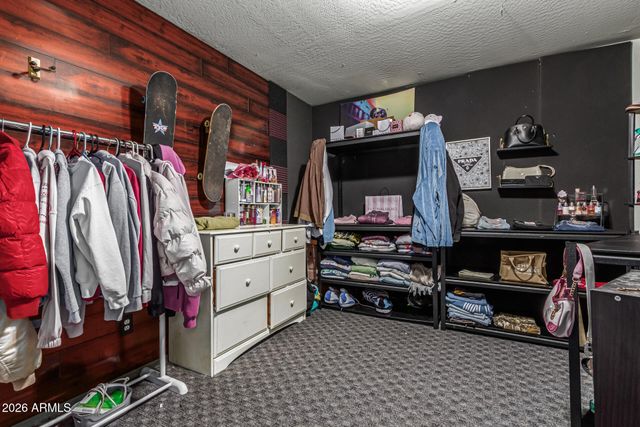 8606 W MORTEN Avenue, Glendale, AZ 85305