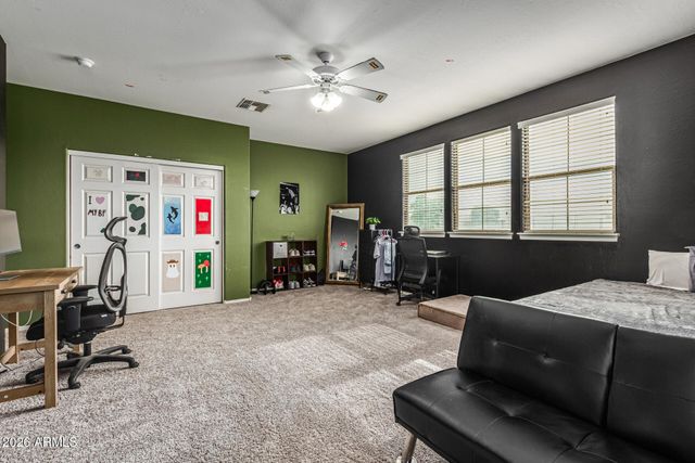 8606 W MORTEN Avenue, Glendale, AZ 85305