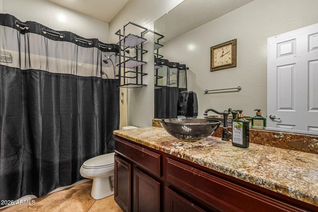 8606 W MORTEN Avenue, Glendale, AZ 85305