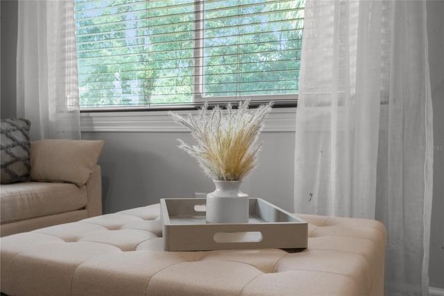 1017 NE 3RD AVENUE, Gainesville, FL 32601