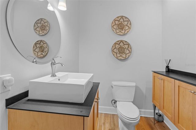 1017 NE 3RD AVENUE, Gainesville, FL 32601