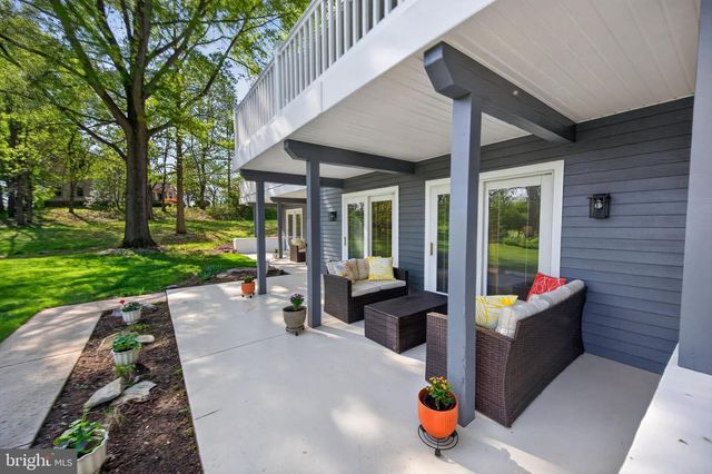 250 MEADOW RIDGE DR, Shepherdstown, WV 25443
