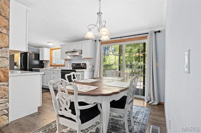 757 Birkhead Road, Winfield, MO 63389