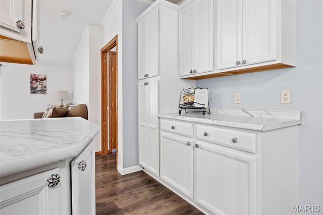 757 Birkhead Road, Winfield, MO 63389