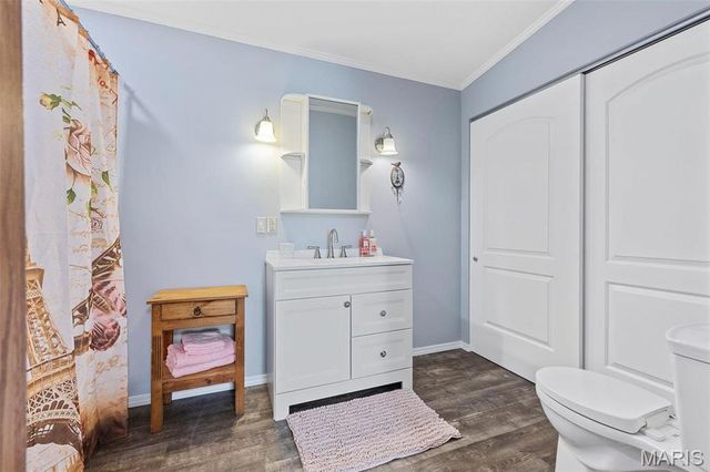 757 Birkhead Road, Winfield, MO 63389