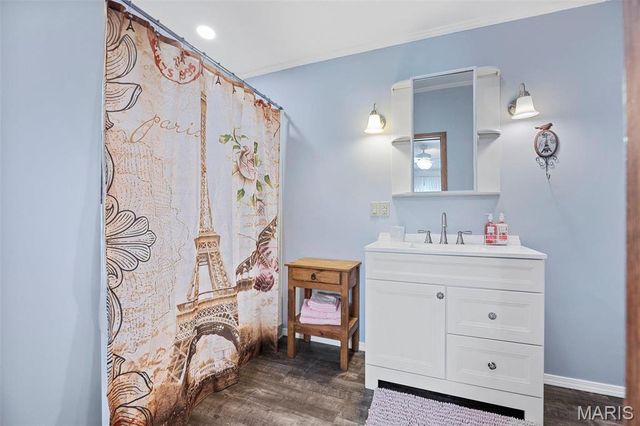 757 Birkhead Road, Winfield, MO 63389