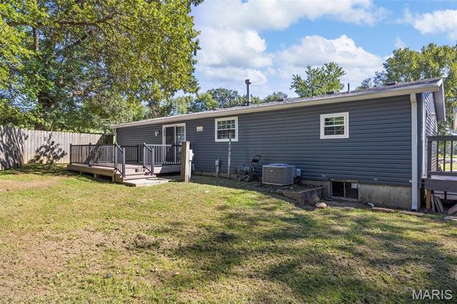 757 Birkhead Road, Winfield, MO 63389