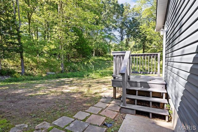 757 Birkhead Road, Winfield, MO 63389