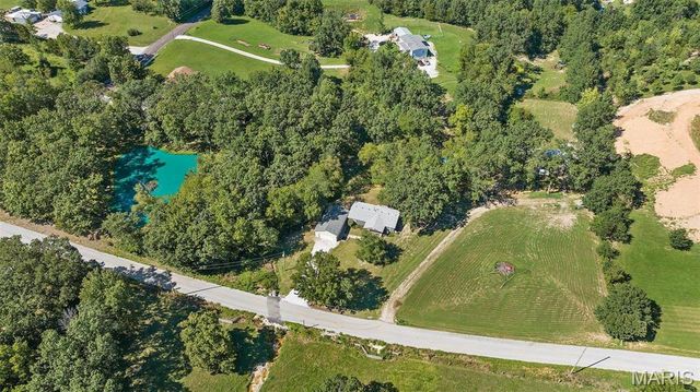 757 Birkhead Road, Winfield, MO 63389