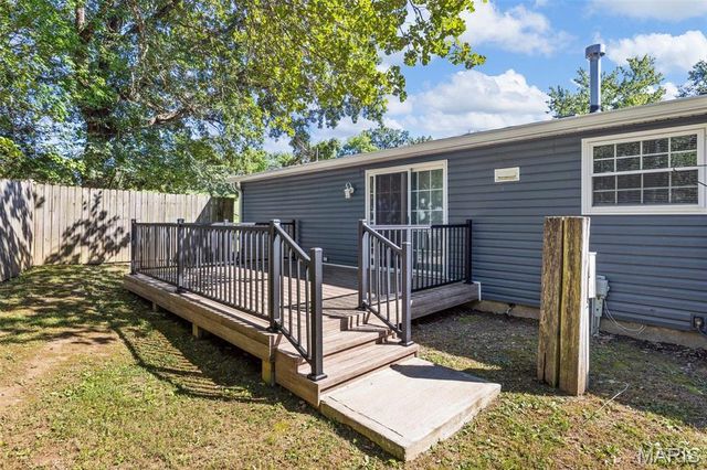 757 Birkhead Road, Winfield, MO 63389