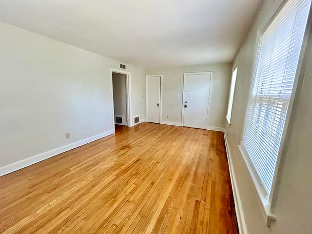 2703 Broad ST, Roanoke, VA 24012