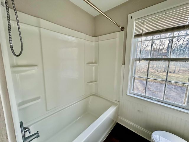 2703 Broad ST, Roanoke, VA 24012