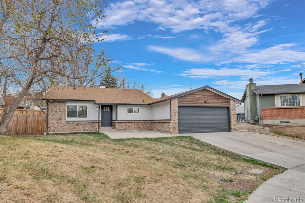 8573 Dover Circle, Arvada, CO 80005