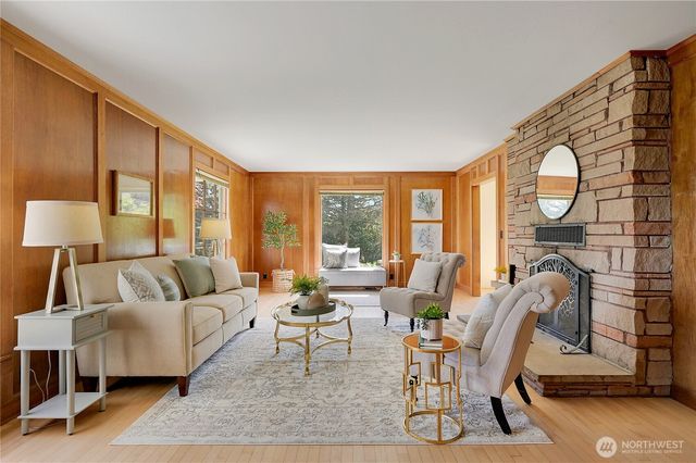 1635 Madison, Port Townsend, WA 98368