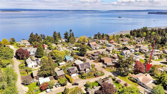 1635 Madison, Port Townsend, WA 98368