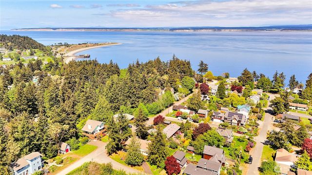 1635 Madison, Port Townsend, WA 98368