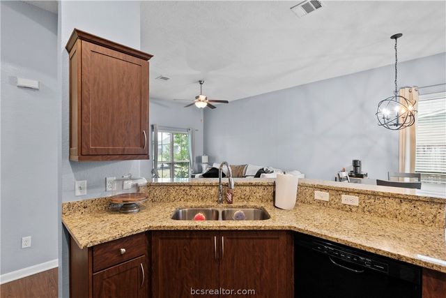 2054 Positano Loop, Bryan, TX 77808