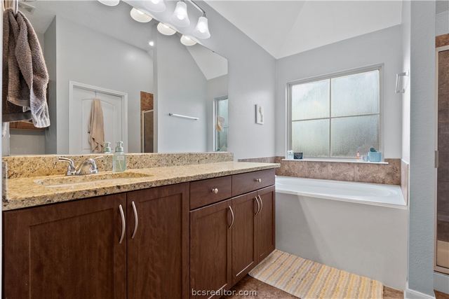 2054 Positano Loop, Bryan, TX 77808