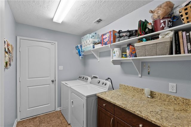 2054 Positano Loop, Bryan, TX 77808