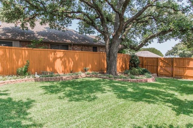 1500 Mission Hills Lane, Corinth, TX 76210