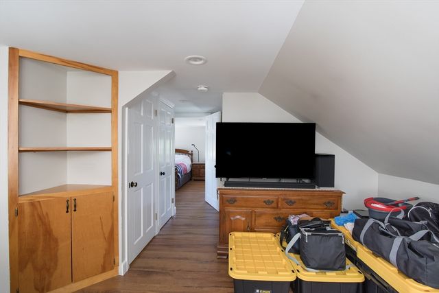 299 South Rd 2, Bedford, MA 01730