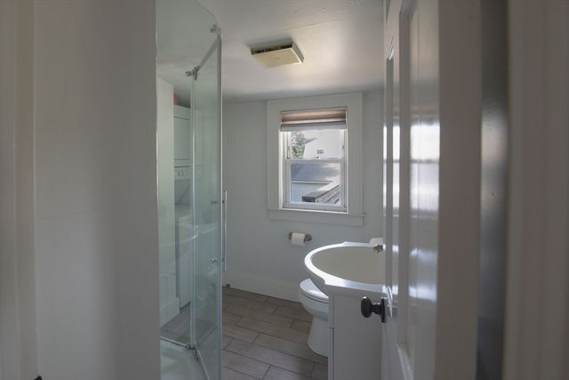 299 South Rd 2, Bedford, MA 01730
